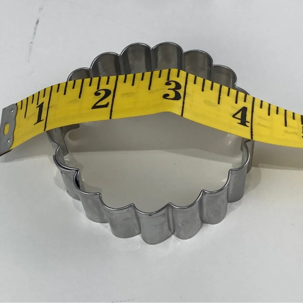 Cutter Cookie cutters lot of 3 Rectangular Plaque and Round Fluted Cookie